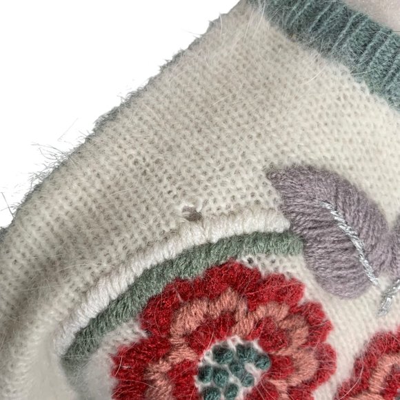 Vintage 80s Lambs Wool Angora Knit Sweater M Green Embroidered Floral Pullover - Picture 6 of 7